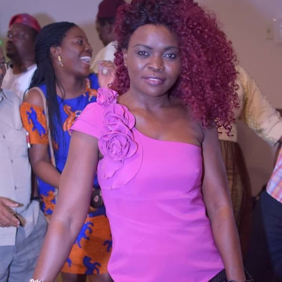 Meet your Posher, Nina - Picture 6 of 8